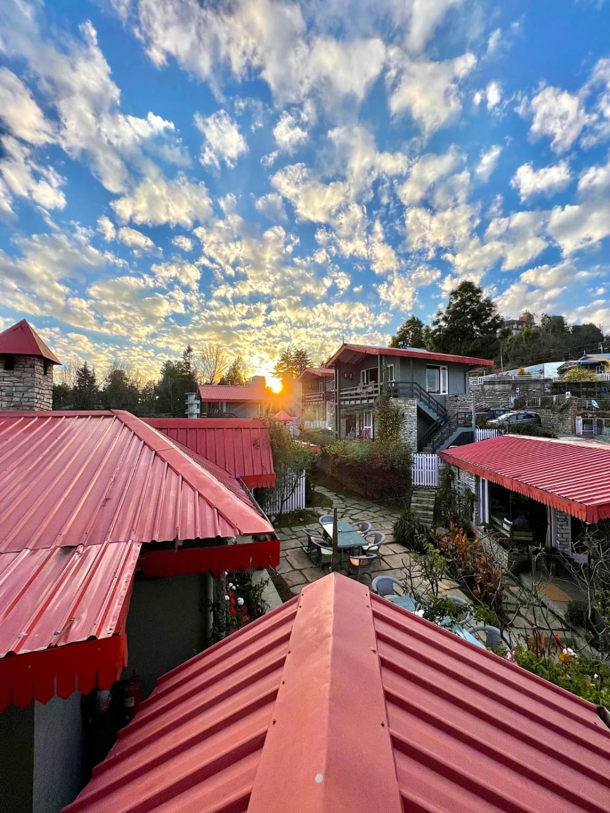 Hotel The Birdcage, Mukteshwar Exteriér fotografie