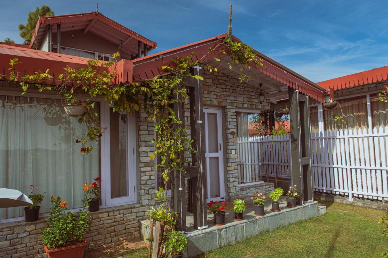 Hotel The Birdcage, Mukteshwar Exteriér fotografie